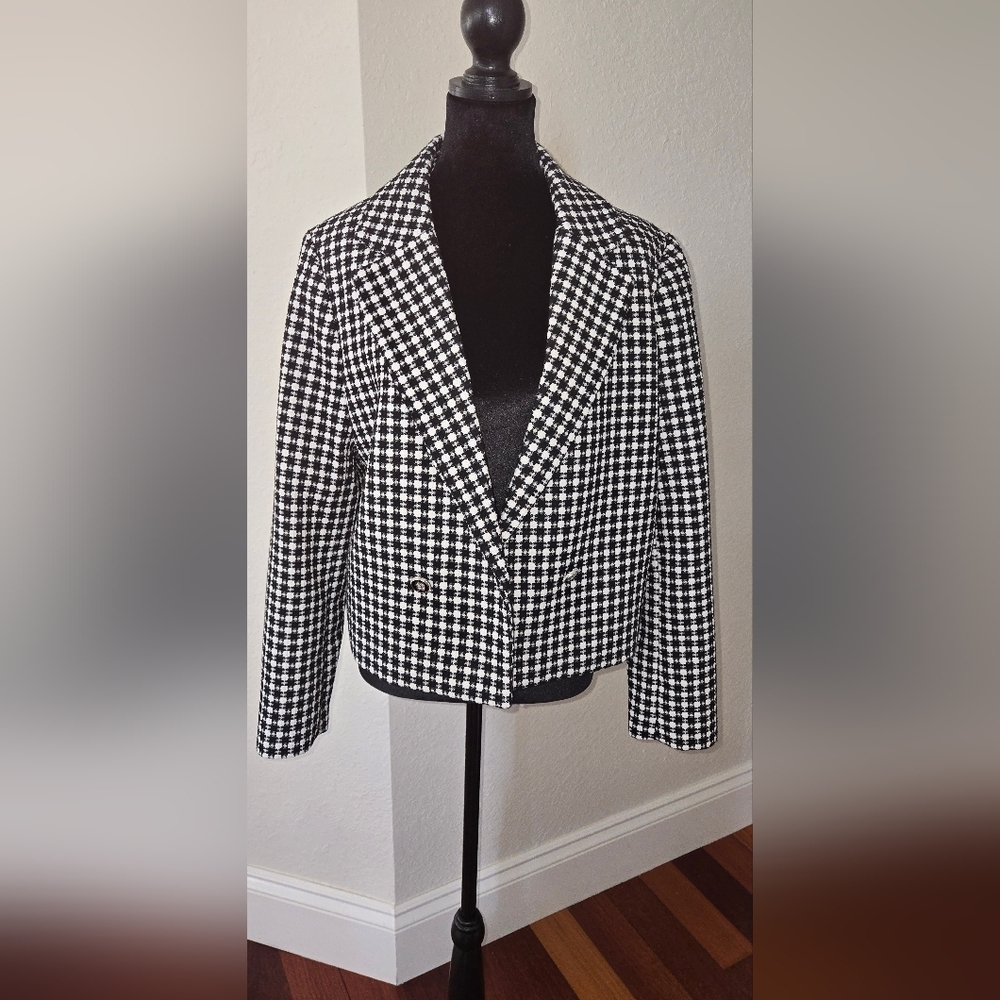Women's Black and White Houndstooth Jacket